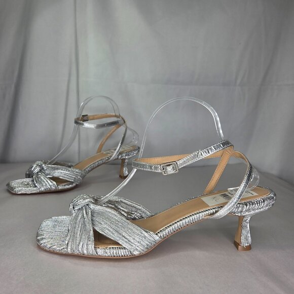 NWT Jewel Badgley Mischka Women's True Kitten Heel Sandals - Silver - Picture 1 of 7